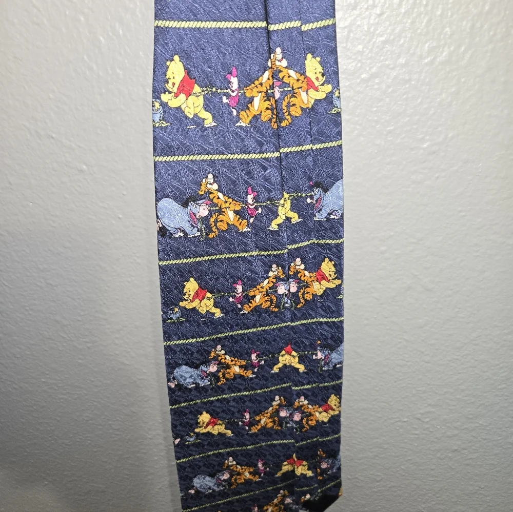 Vintage Winnie The Pooh 100 Acre Collection Tie